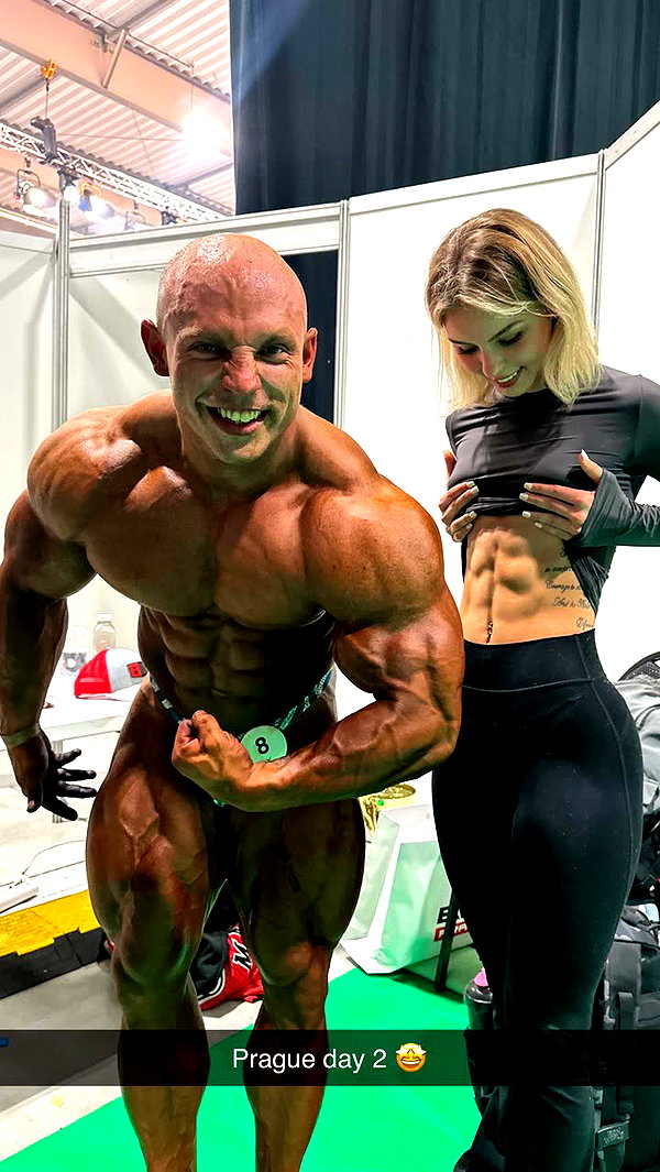 laurenj.fit snapchat image archive image