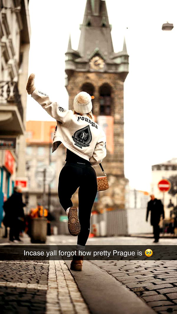 laurenj.fit image ~ Altpins