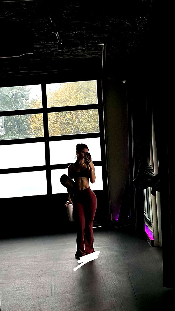 laurenj.fit image ~ Altpins