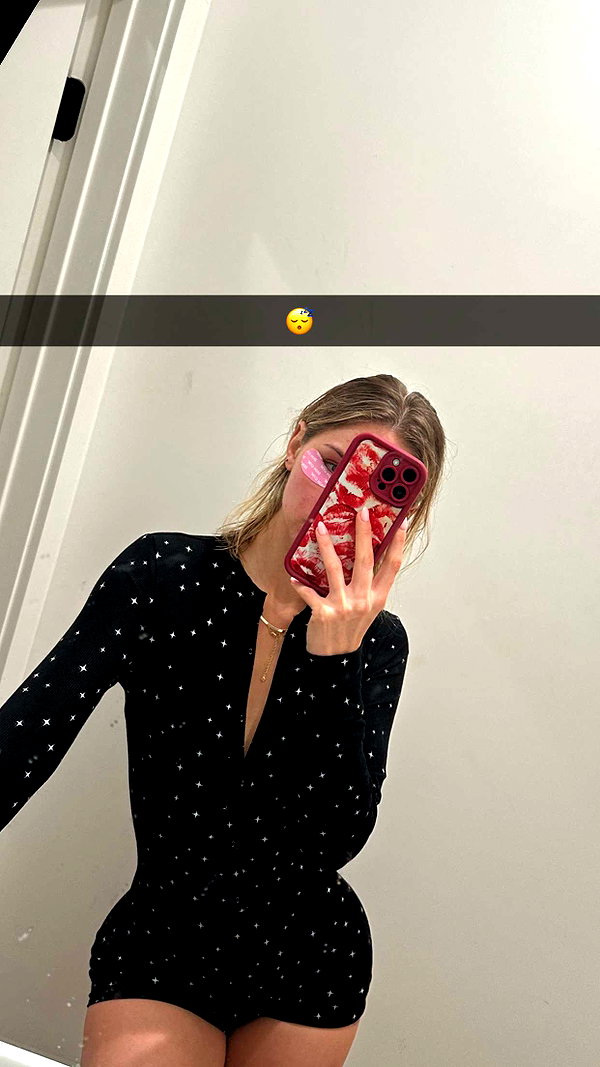 laurenj.fit snapchat image archive image
