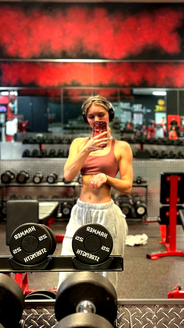 laurenj.fit image ~ Altpins