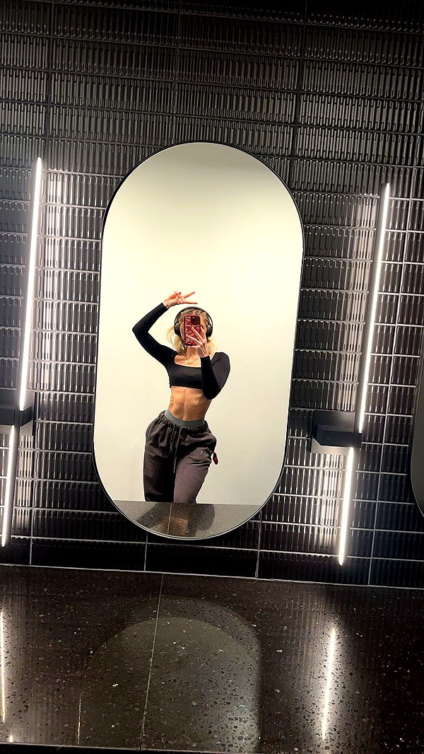 laurenj.fit image ~ Altpins