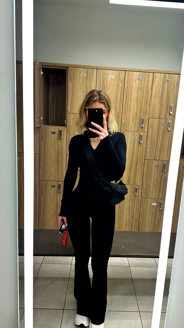 laurenj.fit image ~ Altpins