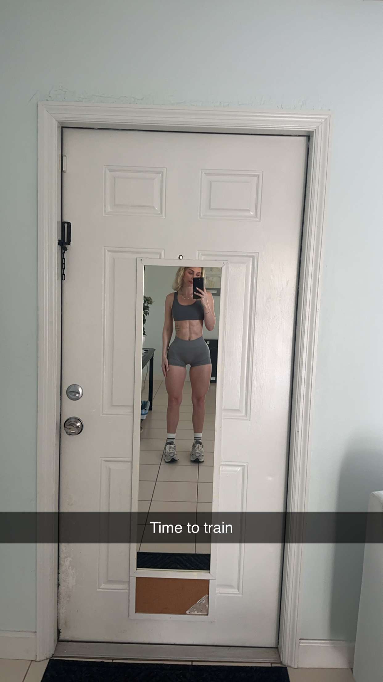 laurenj.fit snapchat image archive image
