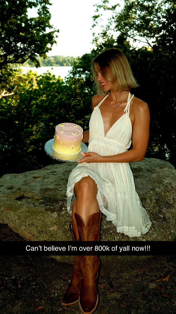 laurenj.fit image ~ Altpins