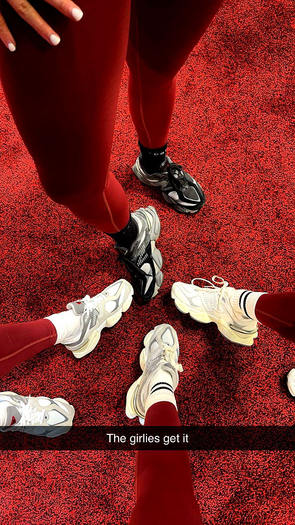 laurenj.fit image ~ Altpins