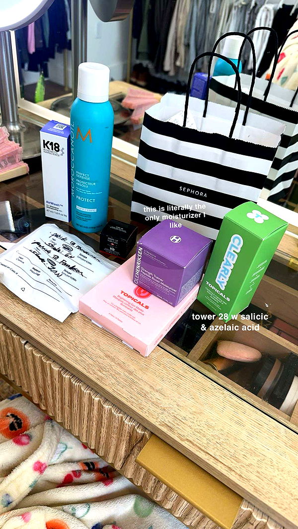 laurenj.fit image ~ Altpins