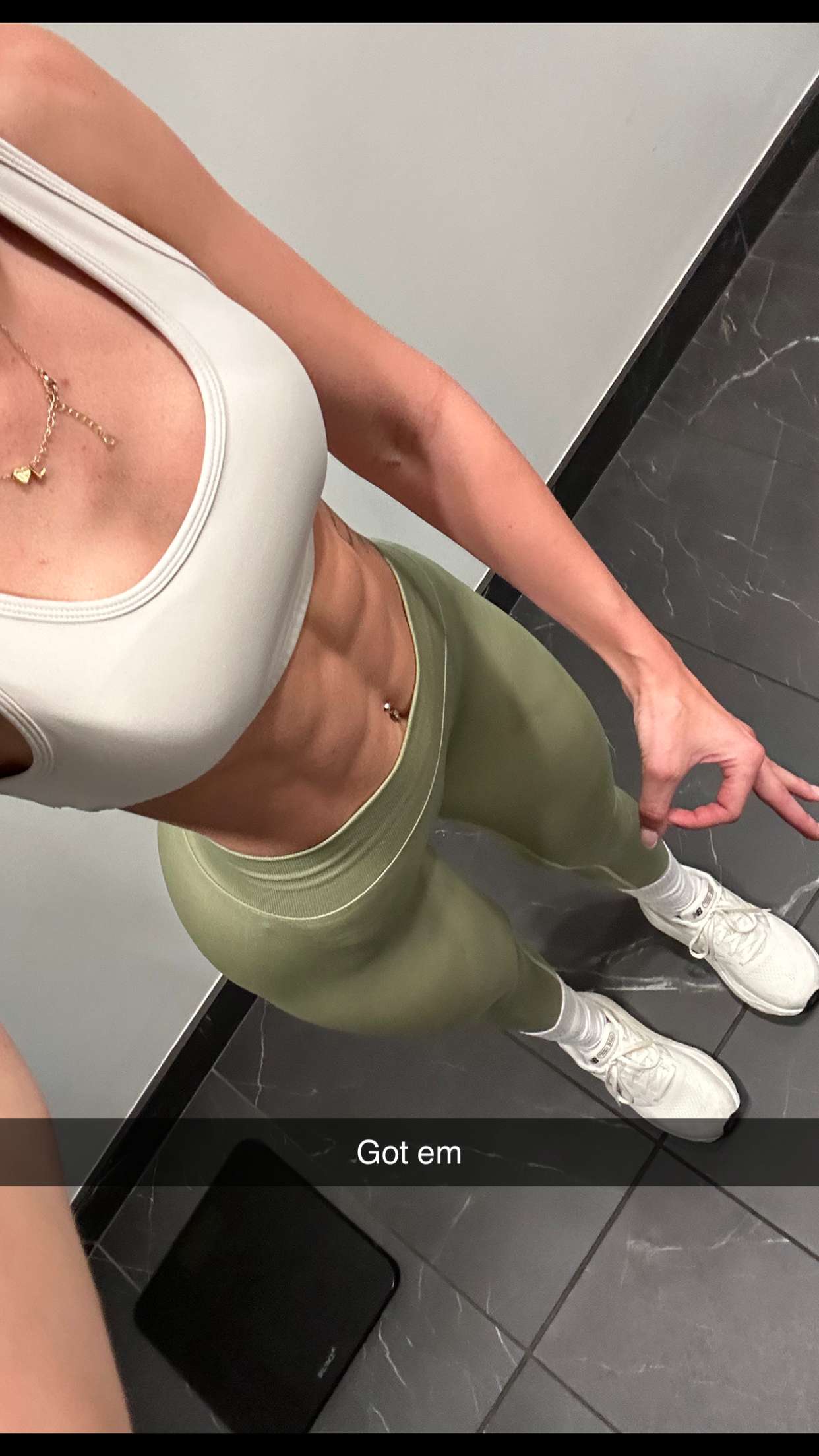 laurenj.fit snapchat image archive image