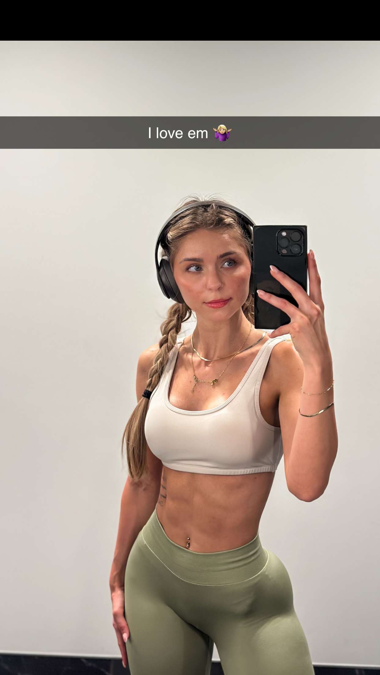 laurenj.fit snapchat image archive image