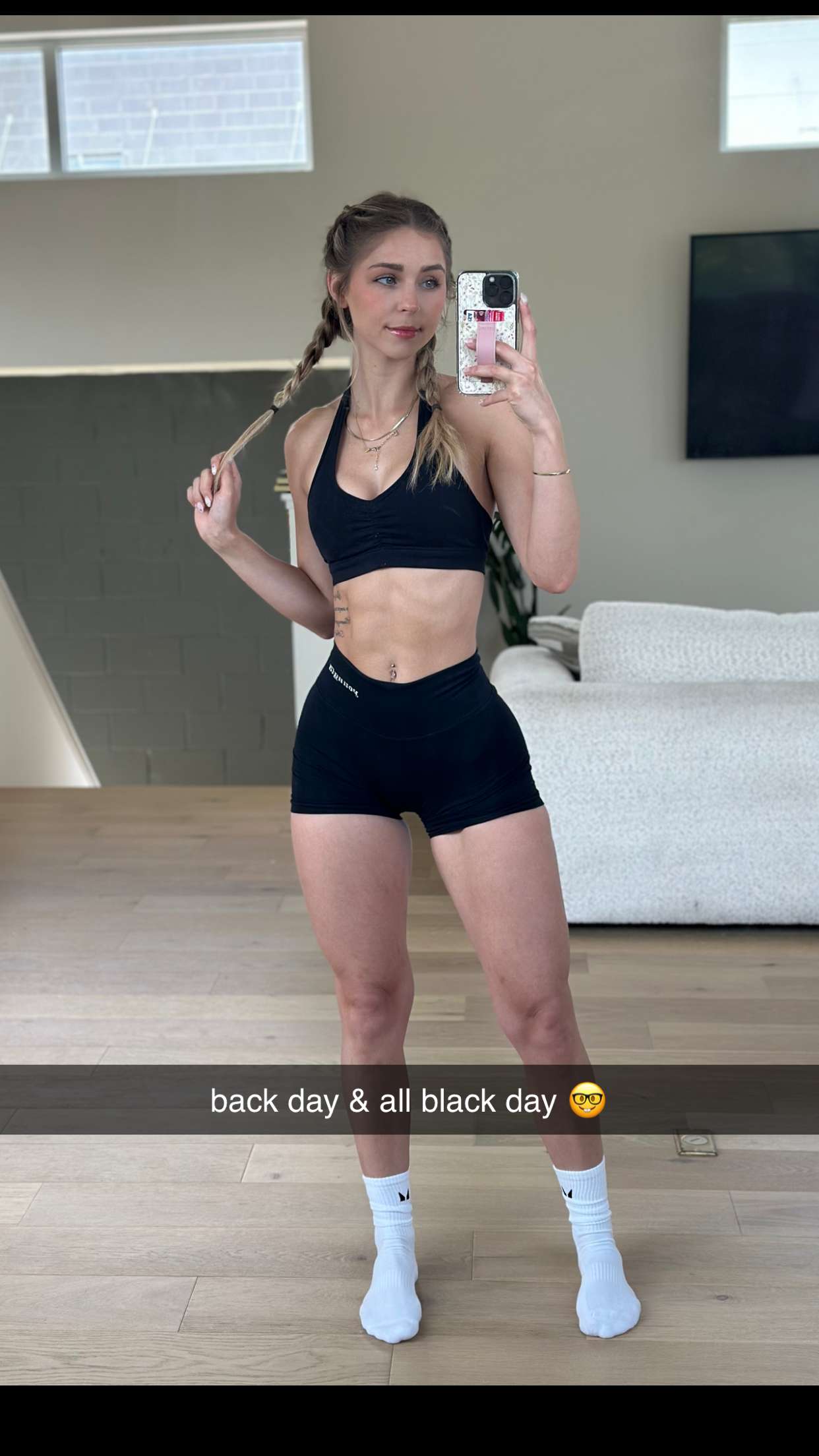 laurenj.fit snapchat image archive image