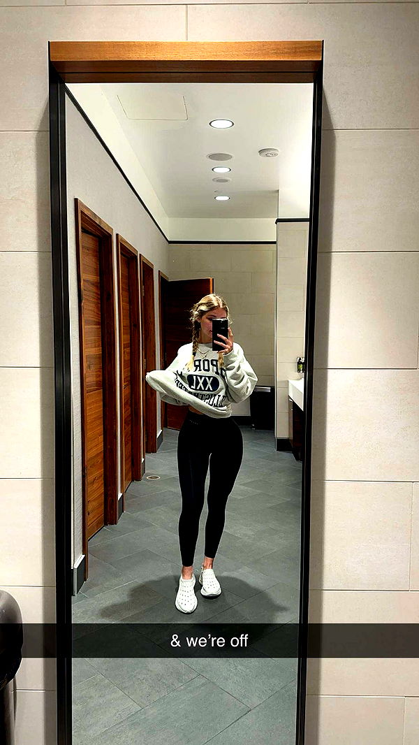 laurenj.fit image ~ Altpins