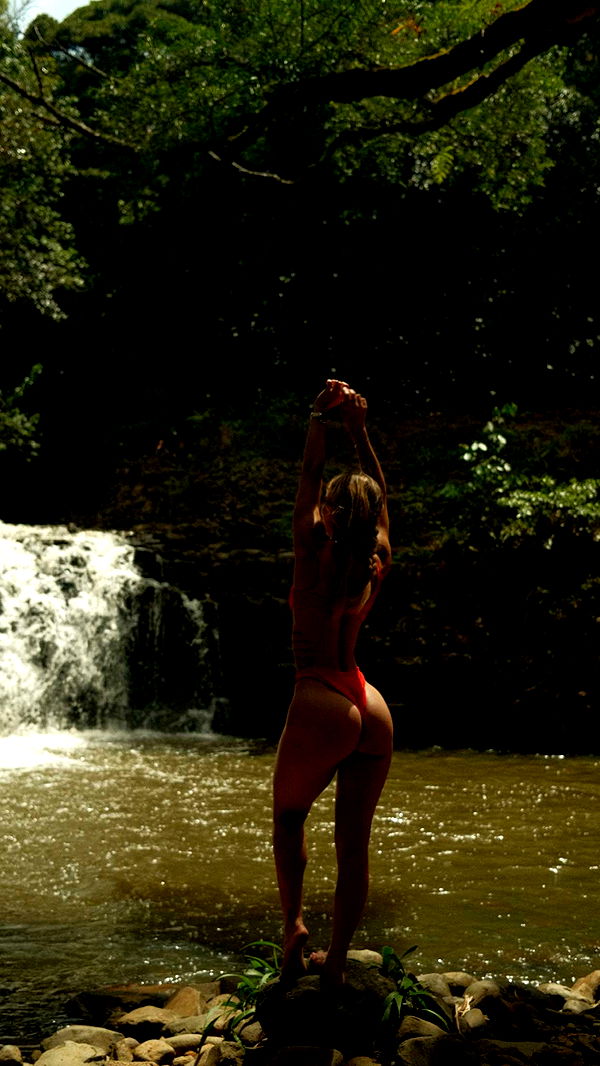 laurenj.fit image ~ Altpins