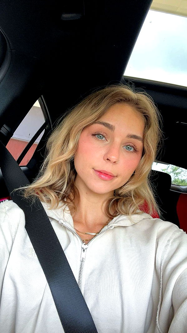 laurenj.fit image ~ Altpins