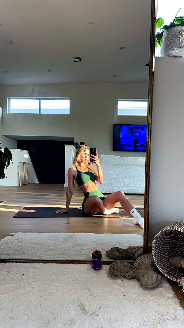 laurenj.fit image ~ Altpins