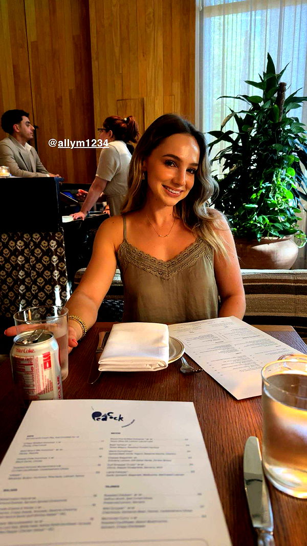 laurenj.fit image ~ Altpins