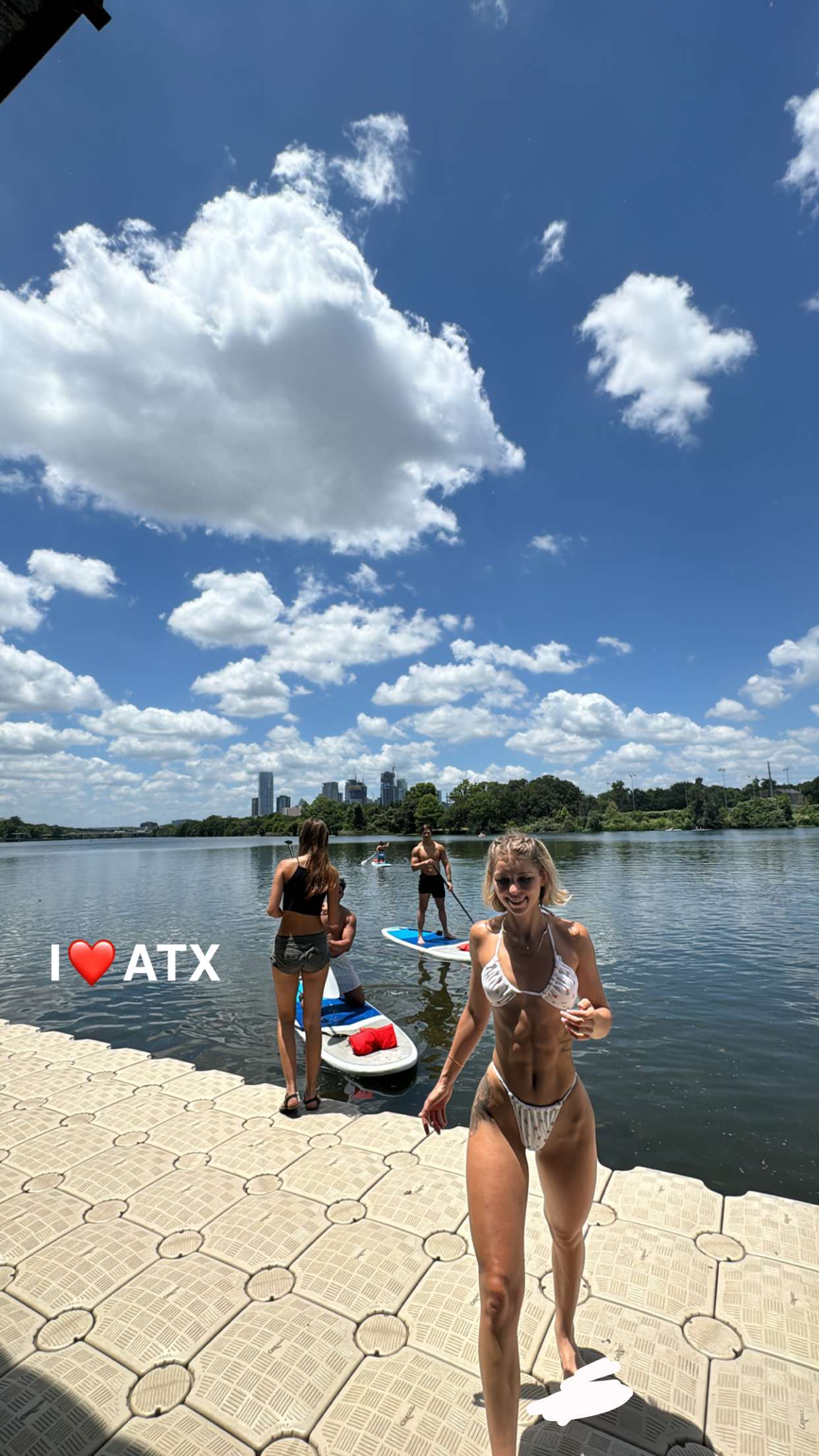 laurenj.fit snapchat image archive image