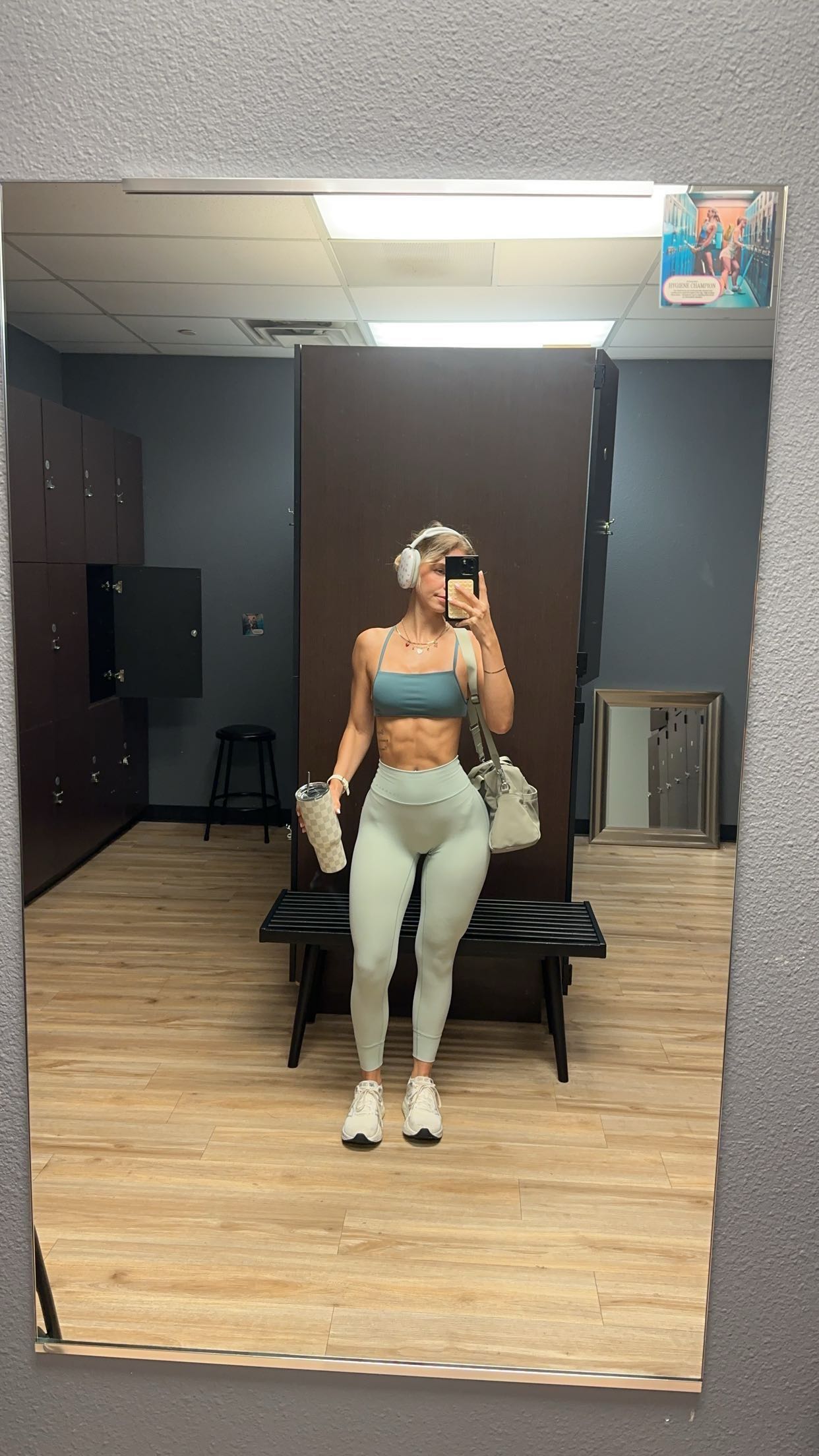 laurenj.fit snapchat image archive image