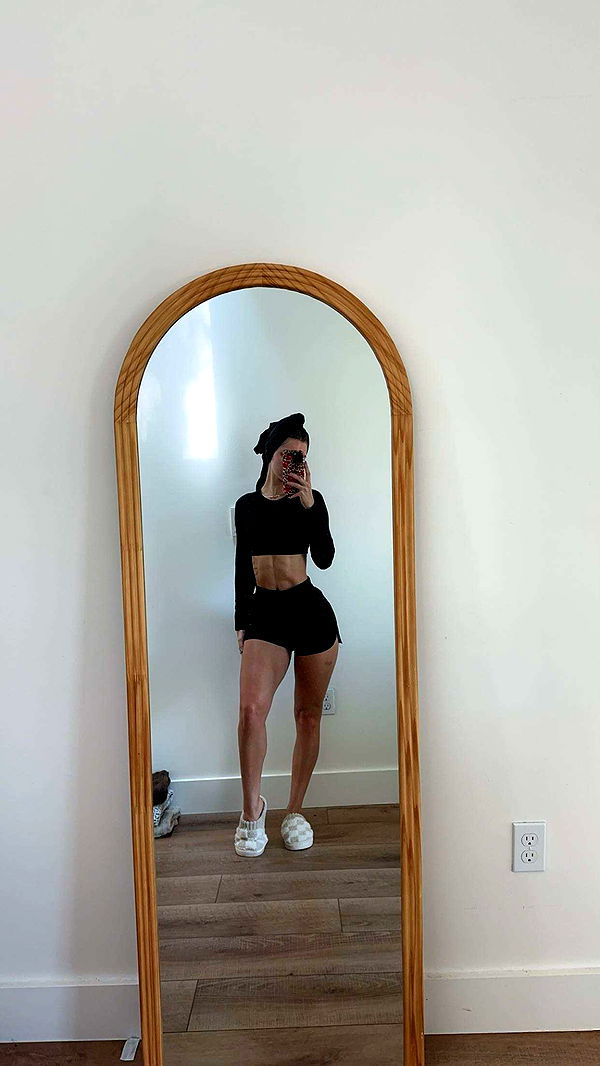 laurenj.fit image ~ Altpins