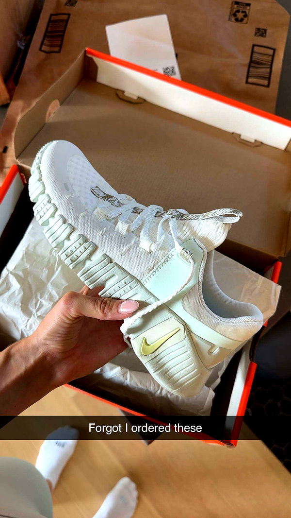 laurenj.fit image ~ Altpins