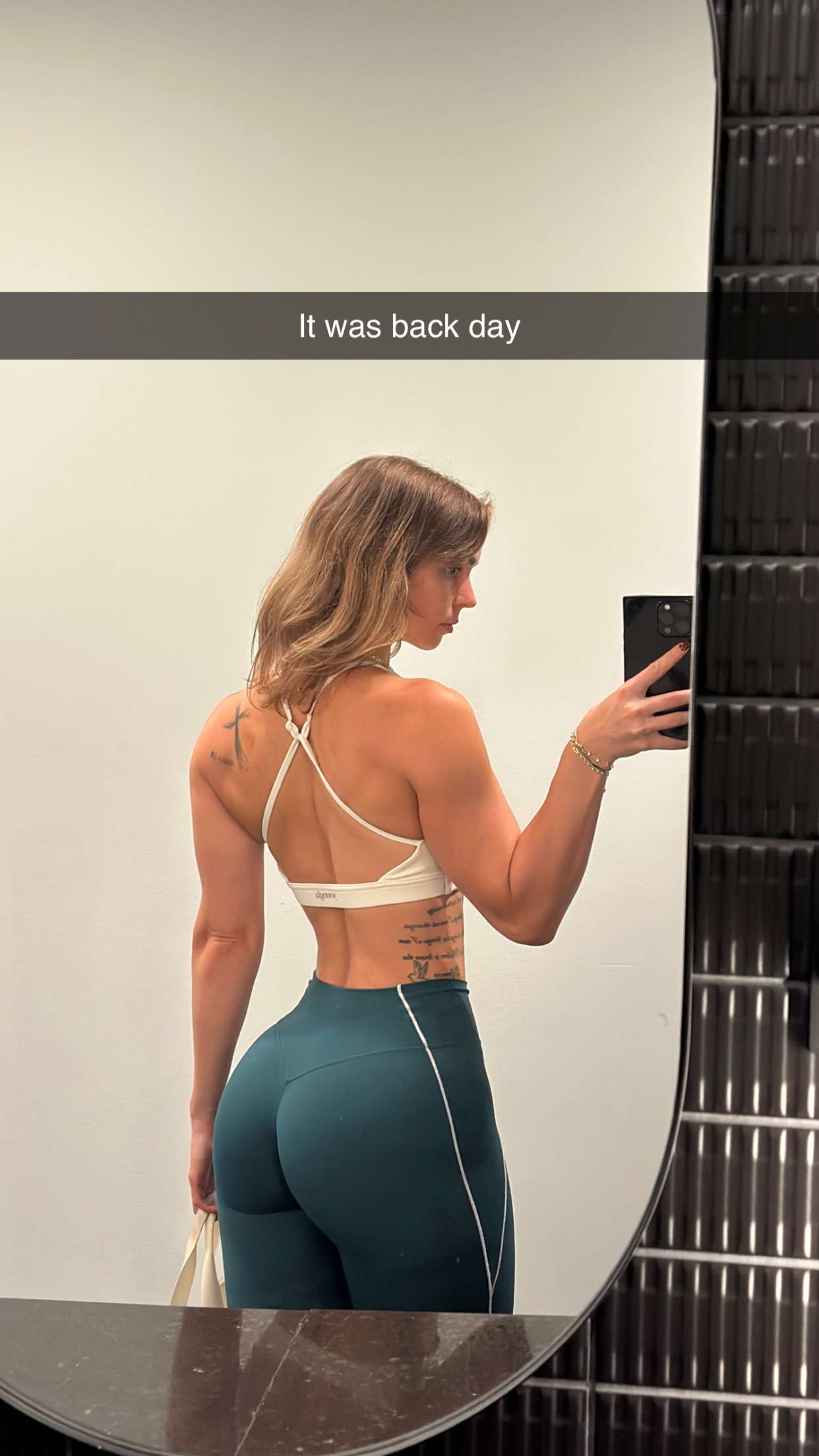 laurenj.fit snapchat image archive image