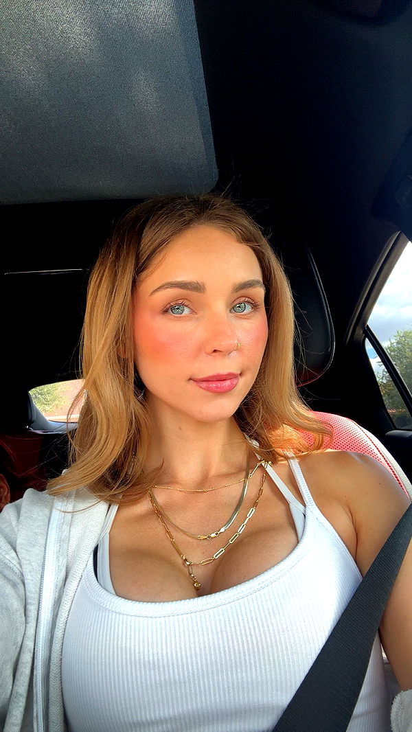 laurenj.fit image ~ Altpins