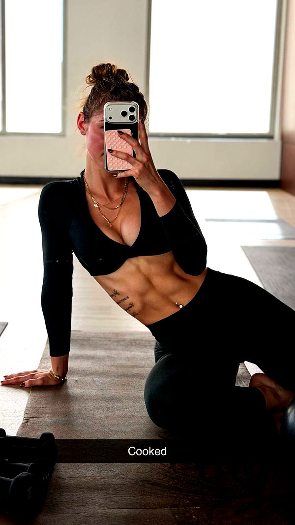 laurenj.fit image ~ Altpins