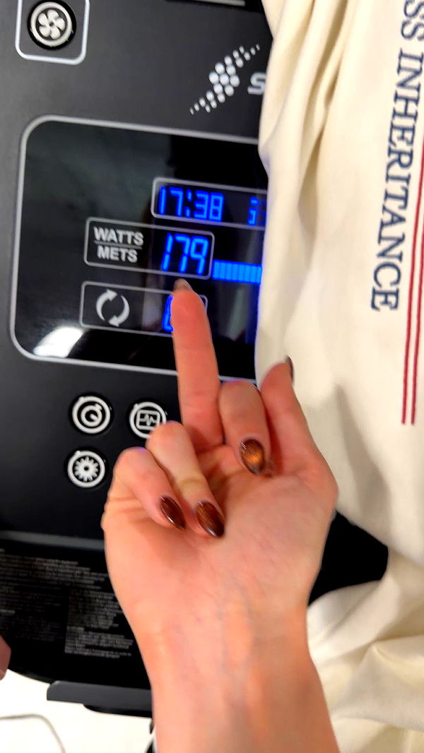 laurenj.fit image ~ Altpins