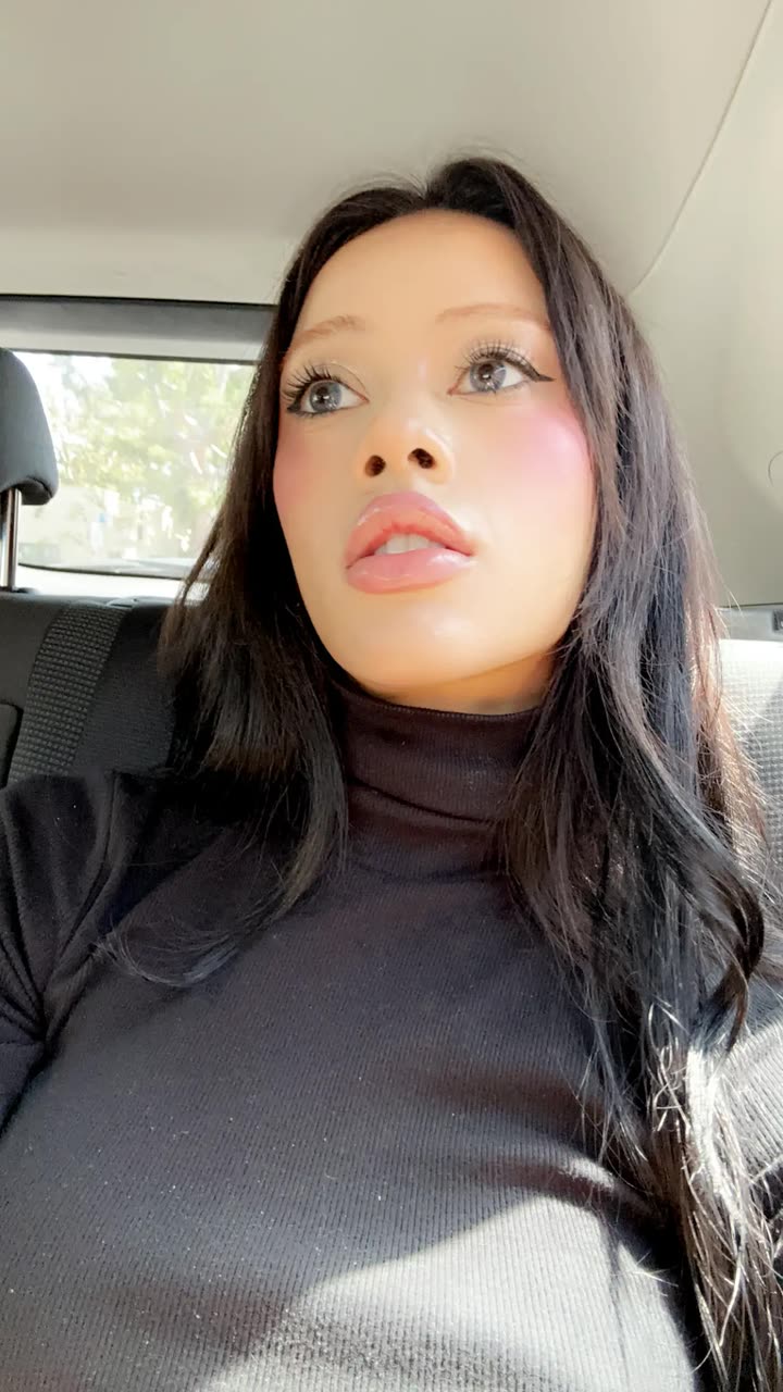 leonanaomii snapchat image archive image