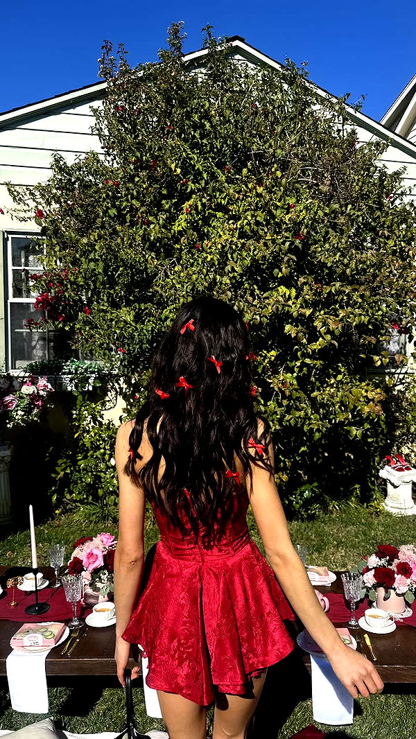 leonanaomii image ~ Altpins