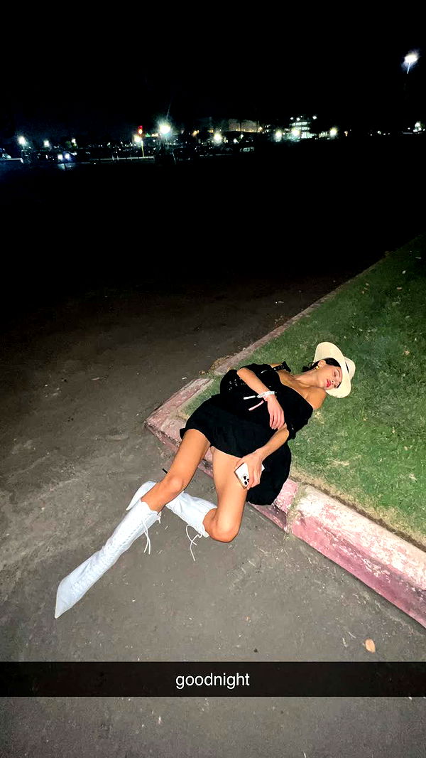 leonanaomii image ~ Altpins