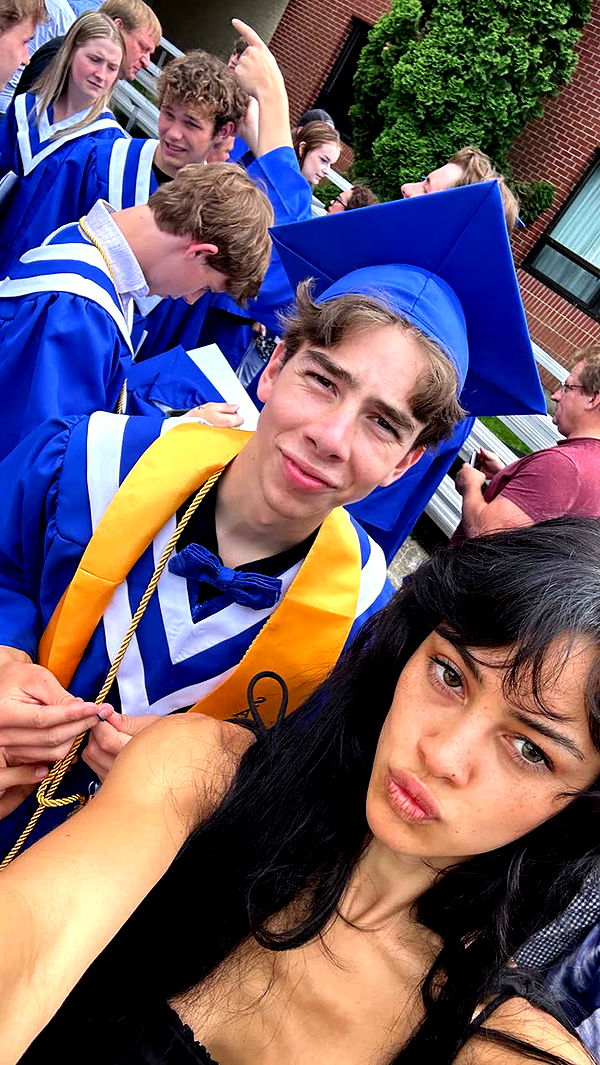 leonanaomii image ~ Altpins