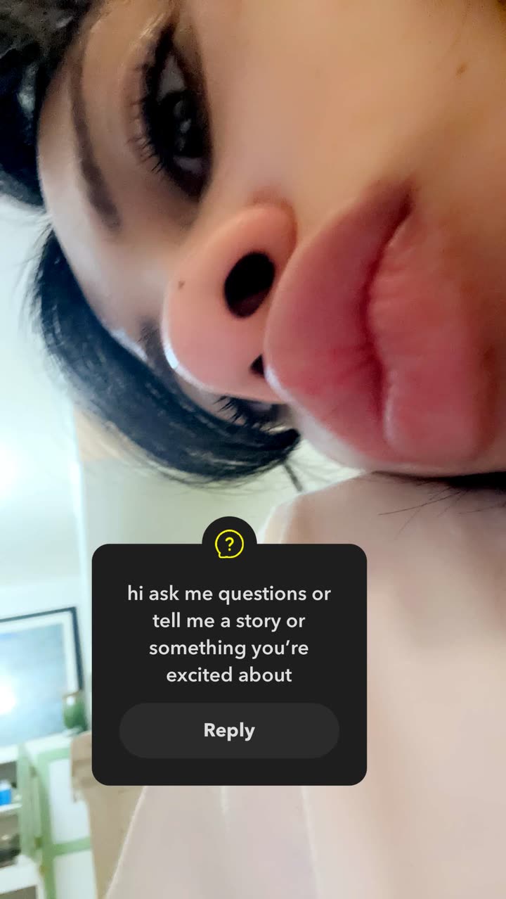 leonanaomii snapchat image archive image