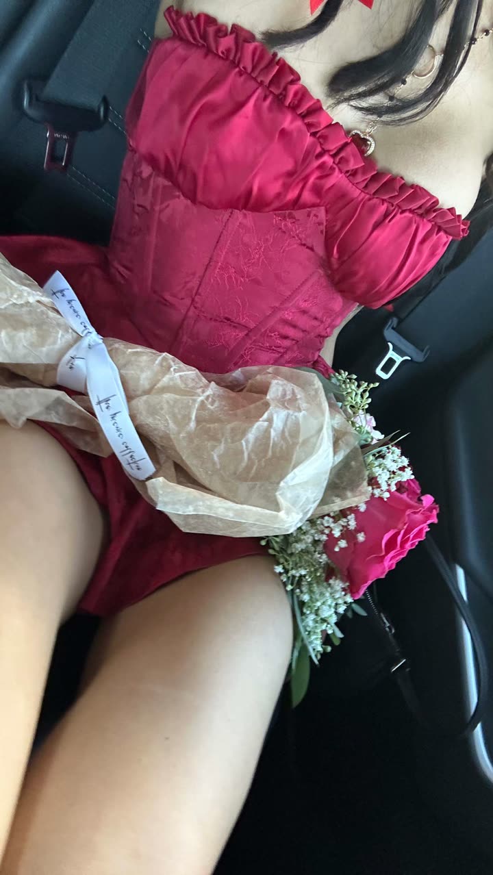 leonanaomii snapchat image archive image