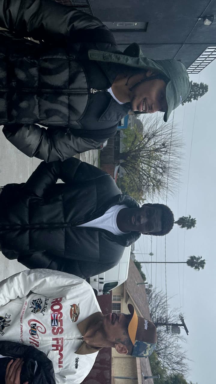 leonanaomii snapchat image archive image