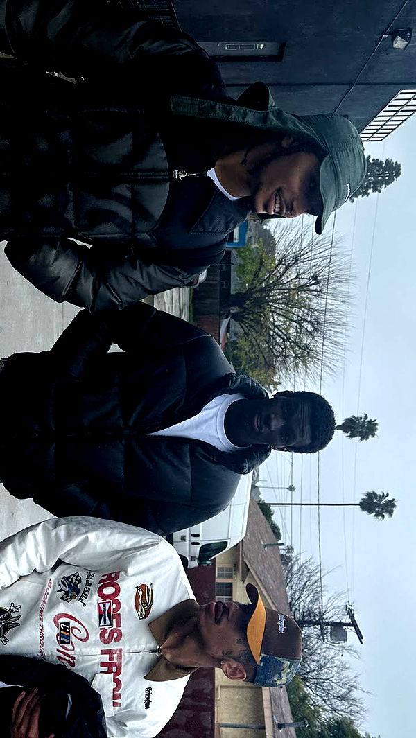 leonanaomii image ~ Altpins