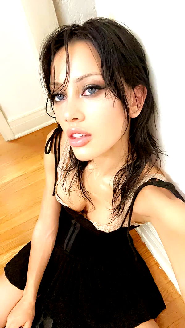 leonanaomii image ~ Altpins