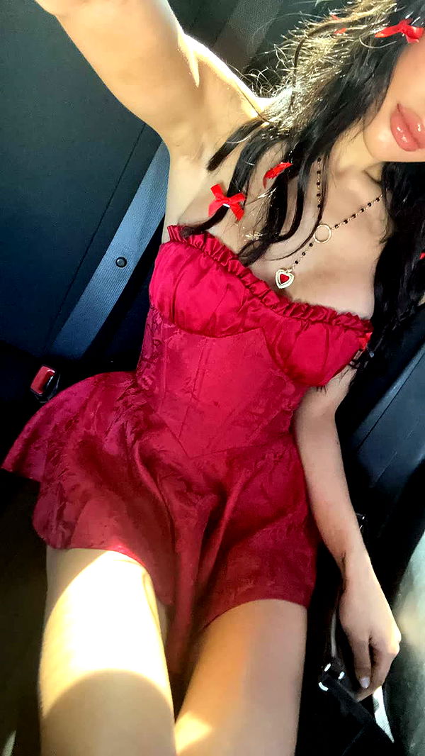 leonanaomii image ~ Altpins