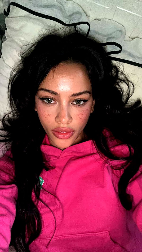 leonanaomii image ~ Altpins