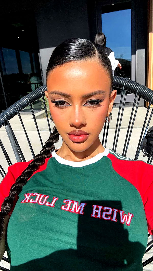 leonanaomii image ~ Altpins