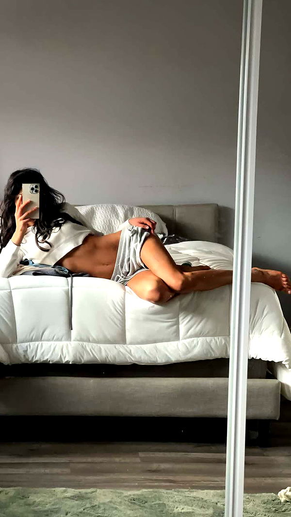 leonanaomii image ~ Altpins