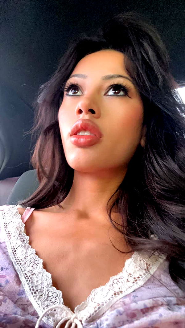 leonanaomii image ~ Altpins