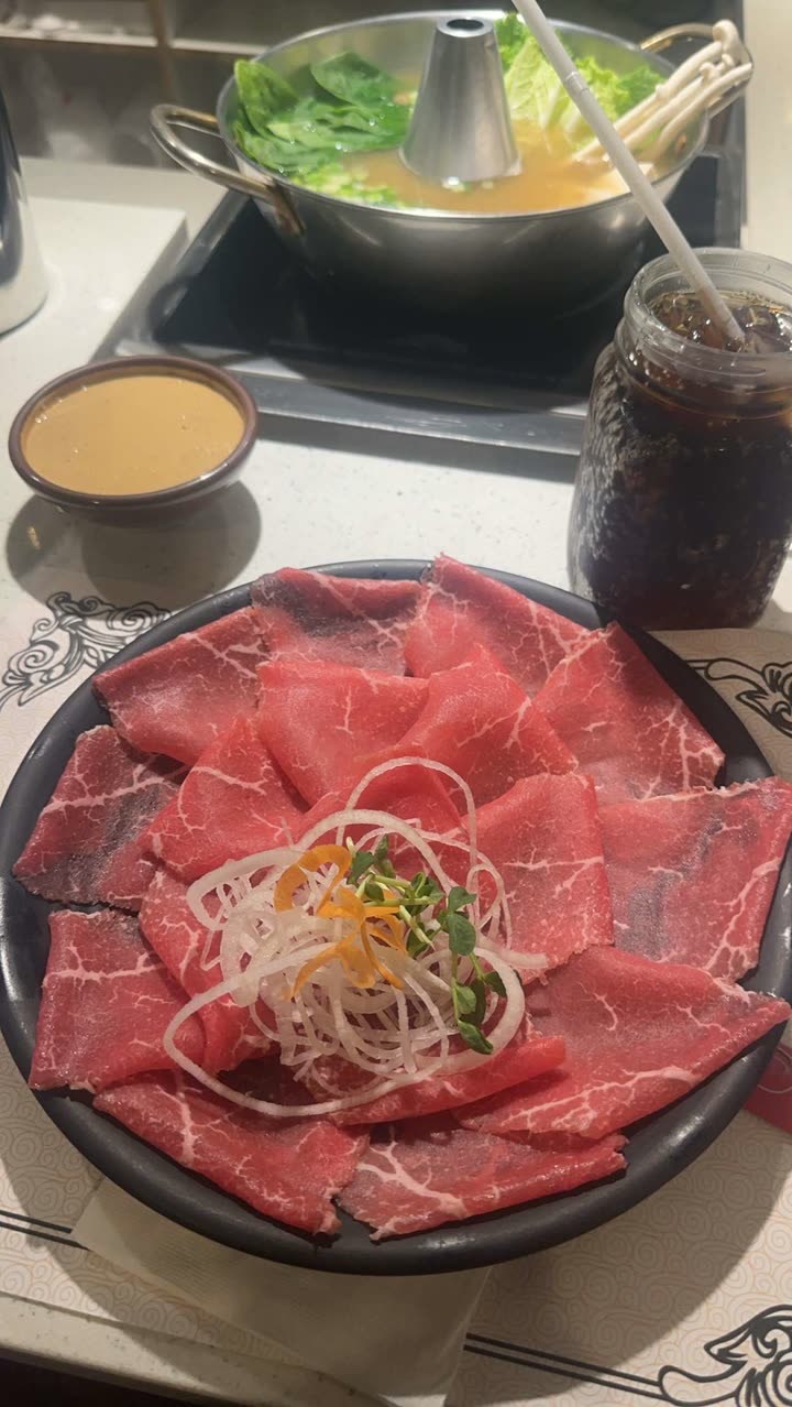 leonanaomii snapchat image archive image