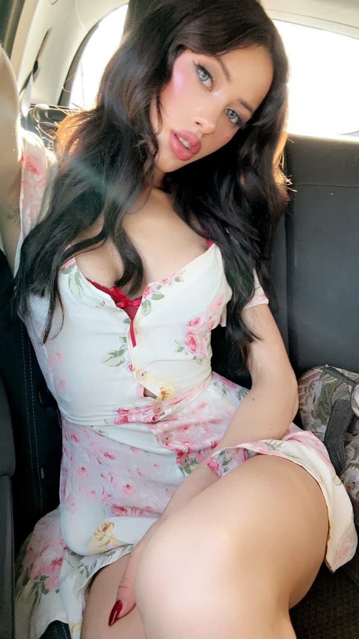 leonanaomii snapchat image archive image
