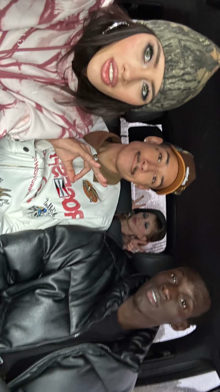 leonanaomii snapchat image archive image