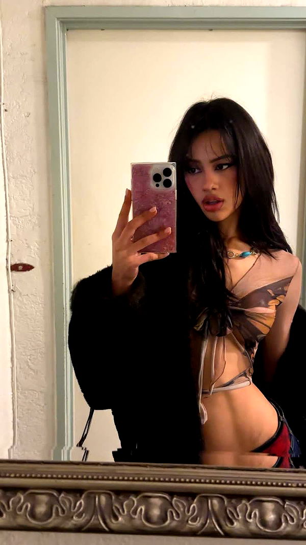 leonanaomii image ~ Altpins