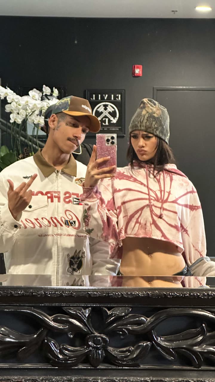 leonanaomii snapchat image archive image