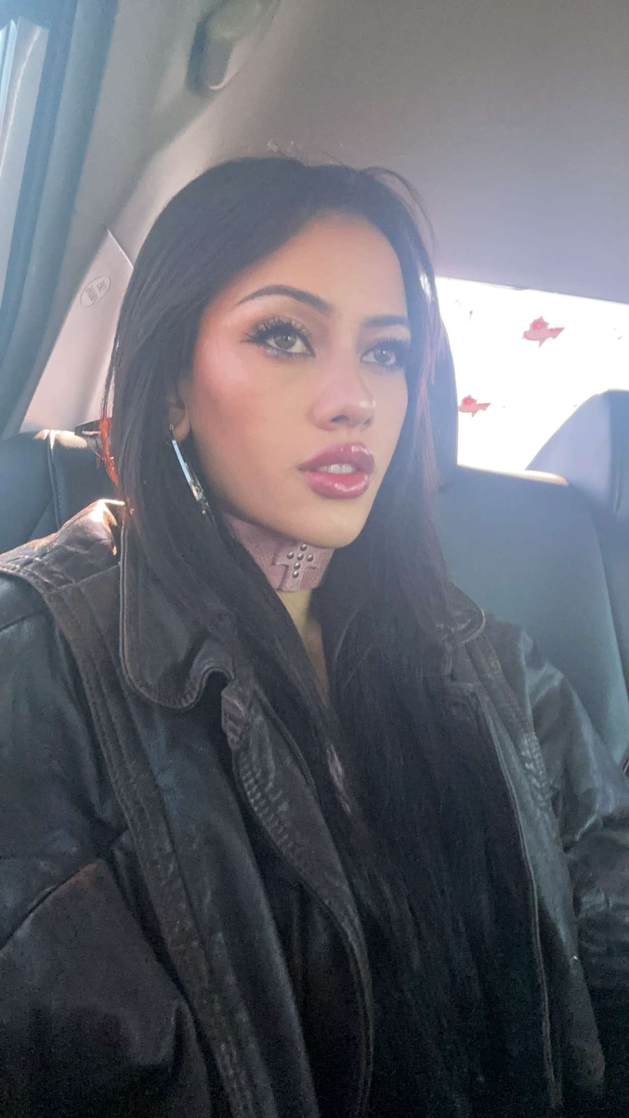 leonanaomii snapchat image archive image