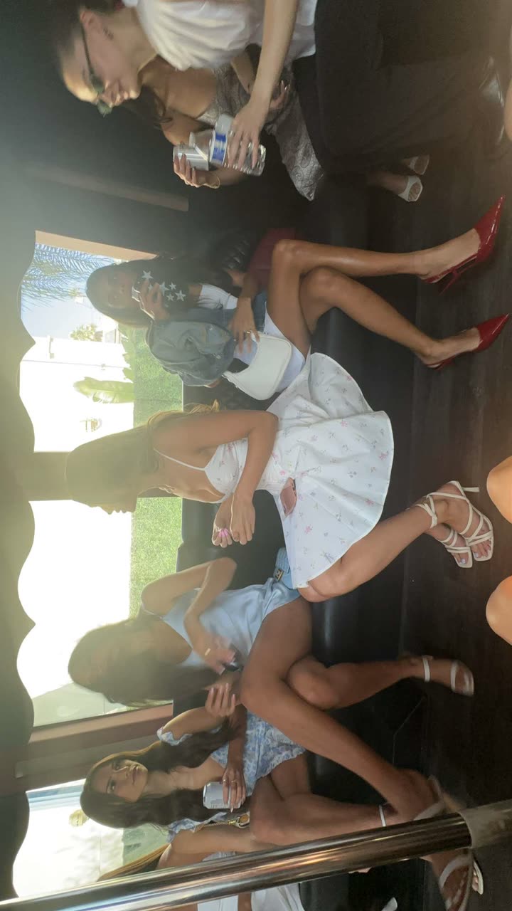 leonanaomii snapchat image archive image