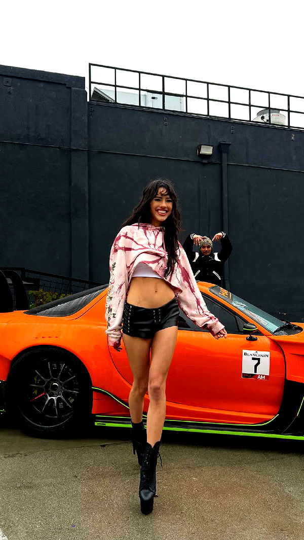 leonanaomii image ~ Altpins