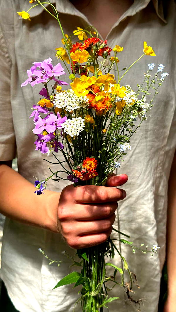 leonanaomii image ~ Altpins